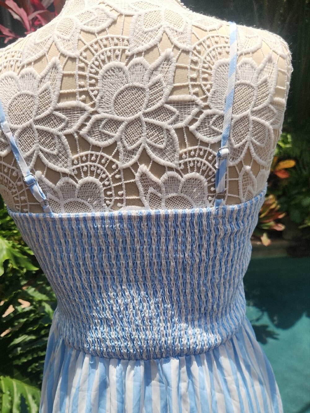 Gorgeous Summer Dress For Every Day Or Vacay! - Picture 6 of 6